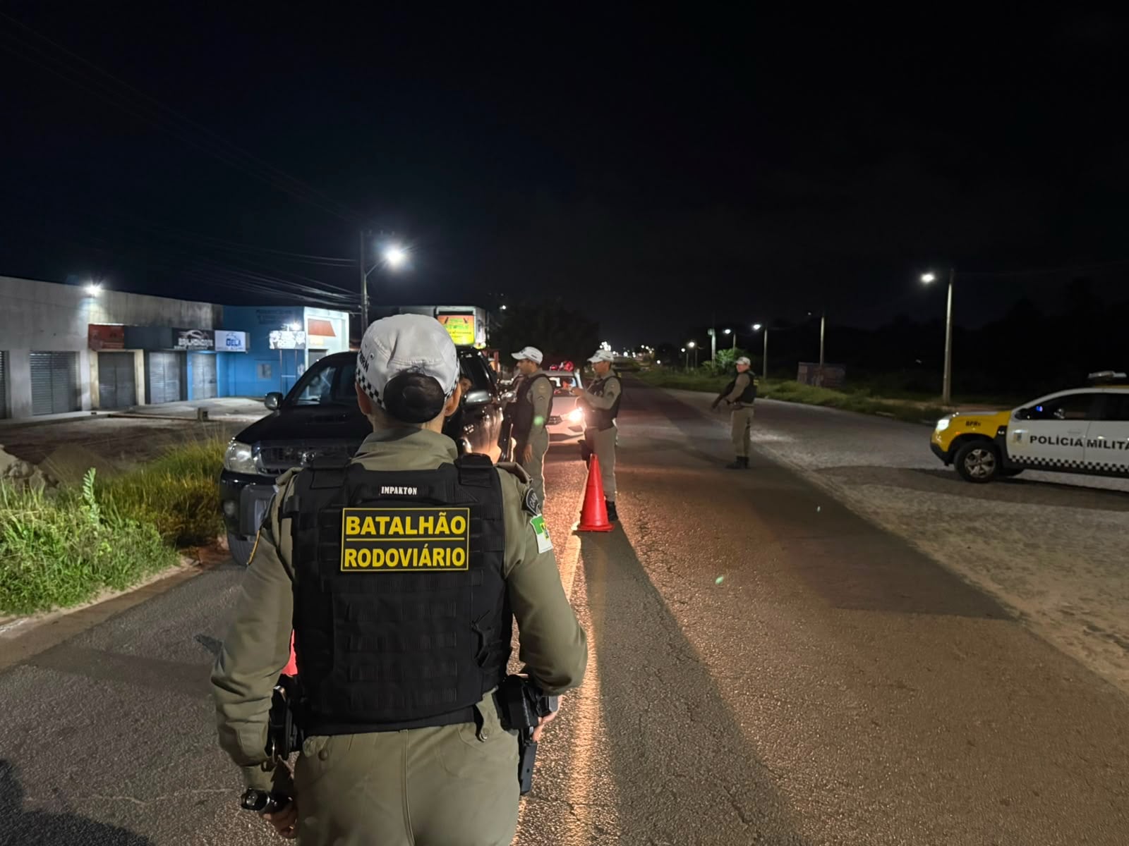Três presos por embriaguez e moto adulterada em fiscalização no RN