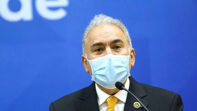 Ex-ministro compara decisão de Moraes contra o CFM à ditadura militar