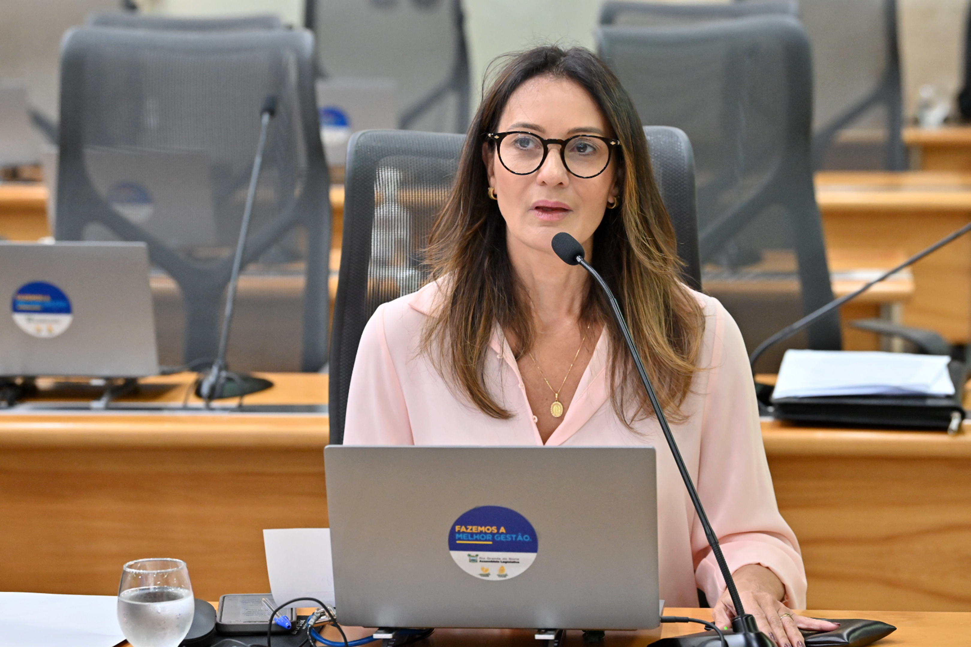 Cristiane Dantas cobra mudanças na lei após promoção de PM condenado por feminicídio