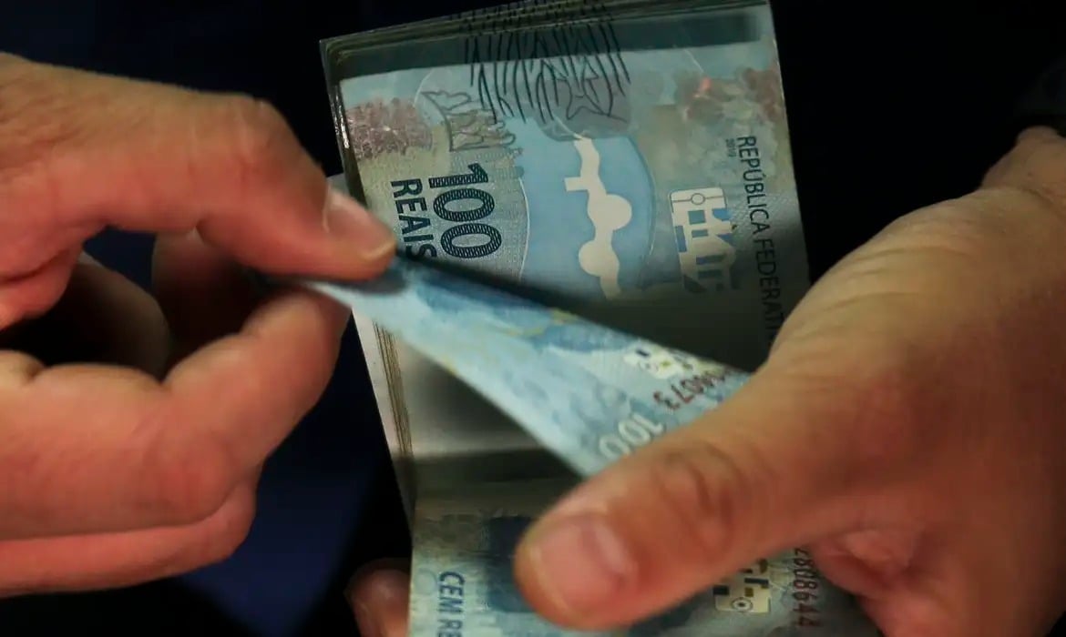Governo do RN atrasa pagamento de aposentados e pensionistas, diz sindicato
