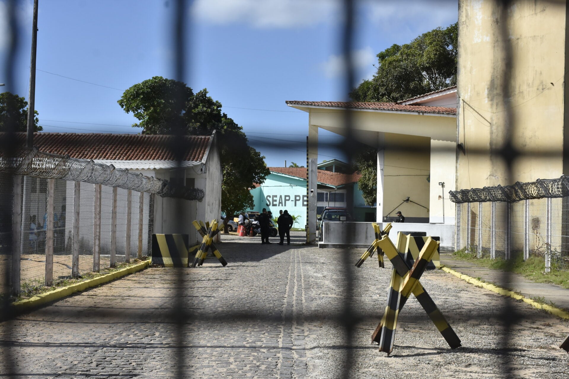 Seap repudia interferência do sindicato após suspensão de visitas em Alcaçuz
