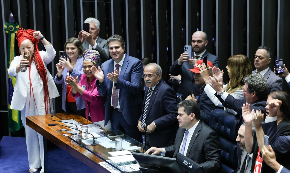 Senado aprova calendário especial para votação da PEC da Segurança Pública