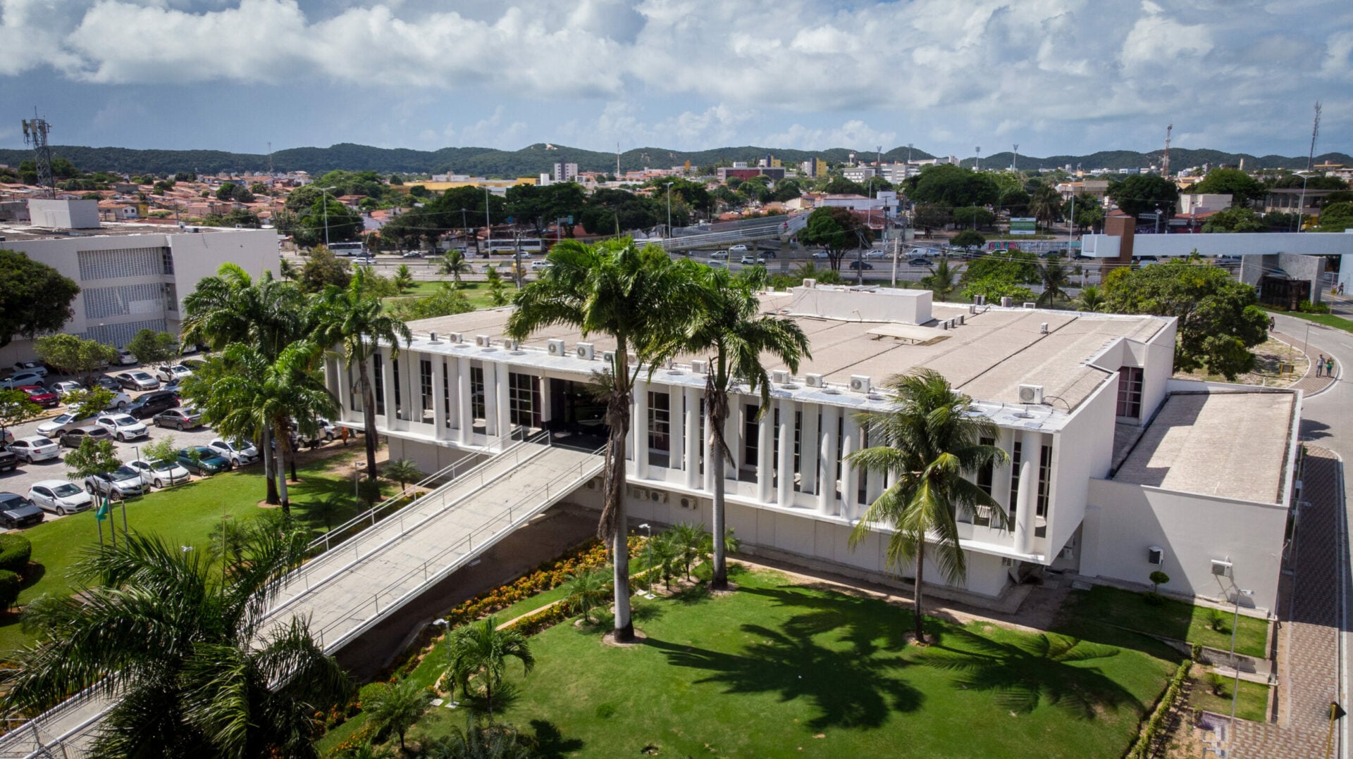 Governo do RN atrasa repasses do Fundeb e ICMS a municípios, diz Femurn
