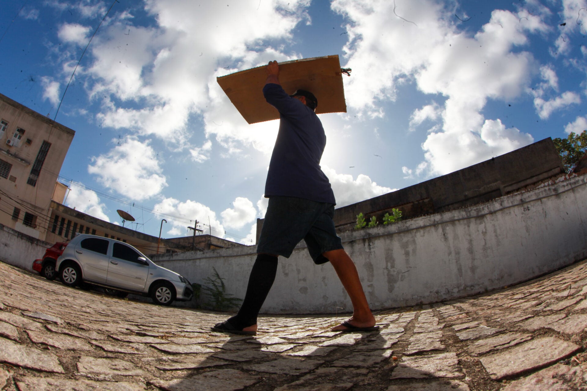 Inmet alerta para baixa umidade em 77 municípios do RN neste sábado