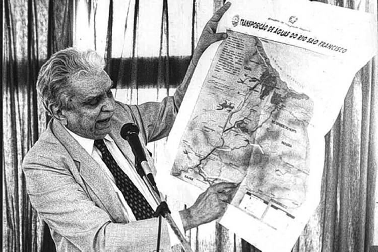 Aluízio Alves: fundador da Tribuna do Norte e líder político completa 105 anos