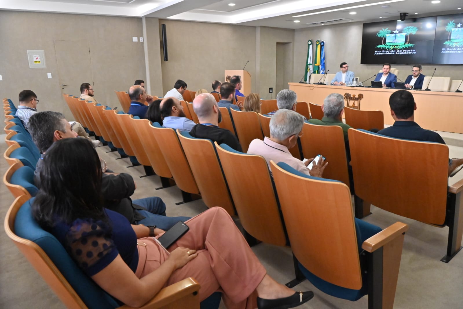 Assembleia Legislativa do RN orienta equipe sobre regras eleitorais