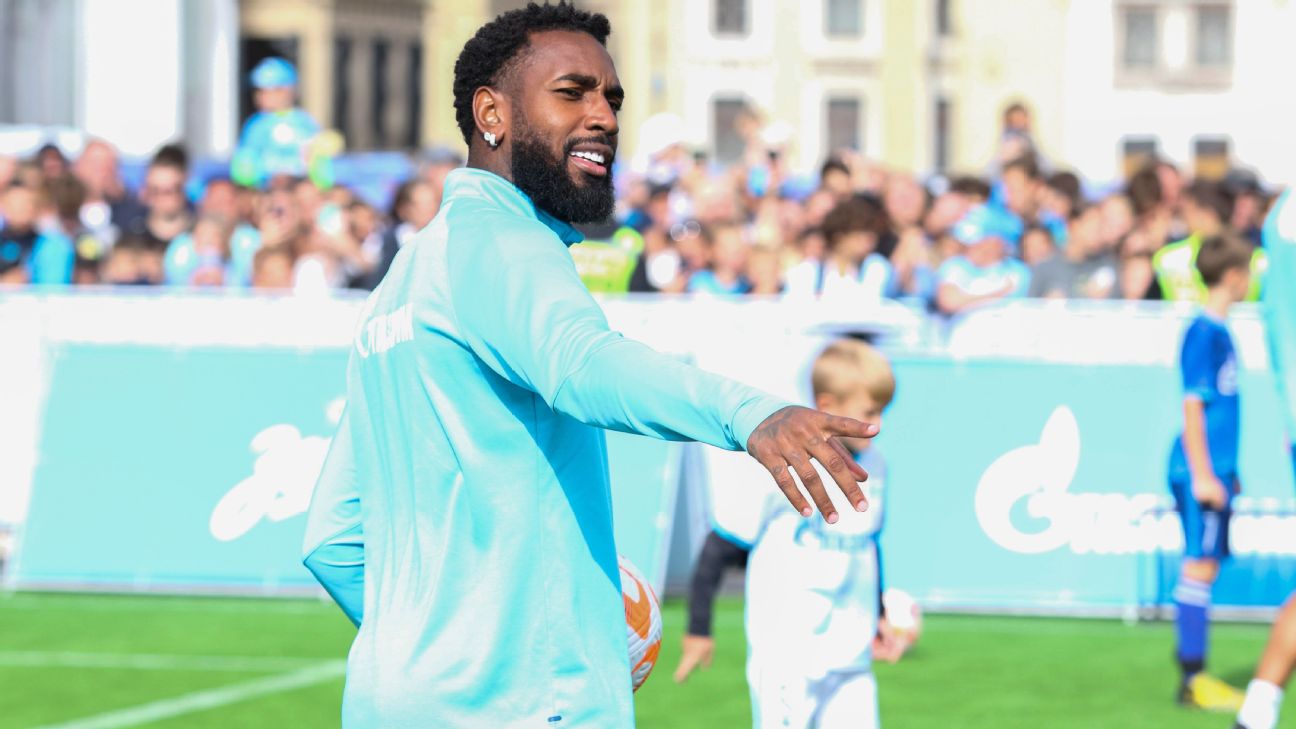 Gerson está perto de voltar ao Cruzeiro após negociação avançada