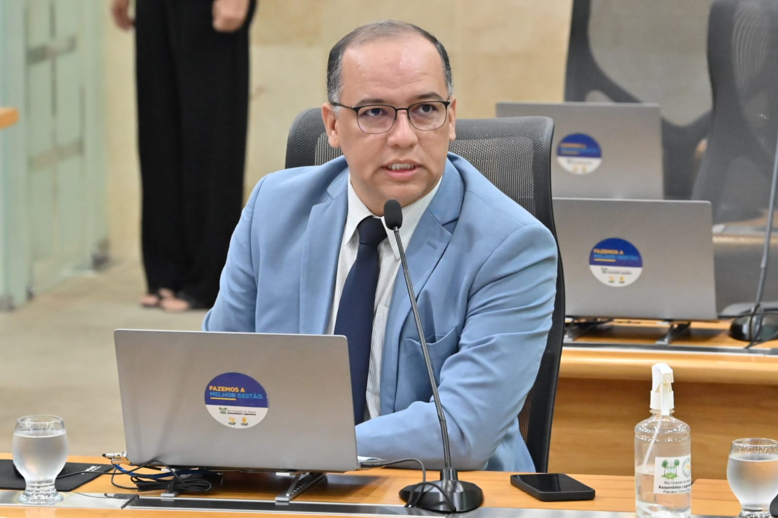 Deputado Taveira Júnior solicita manutenção de passarelas na BR-101 em Parnamirim