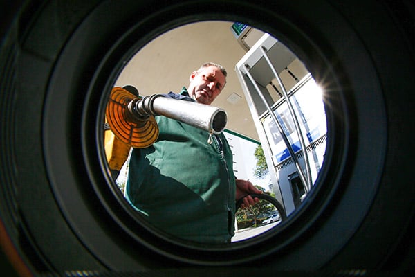 Governo mantém subsídio de R$ 1,12 no diesel, sem retomar R$ 0,35