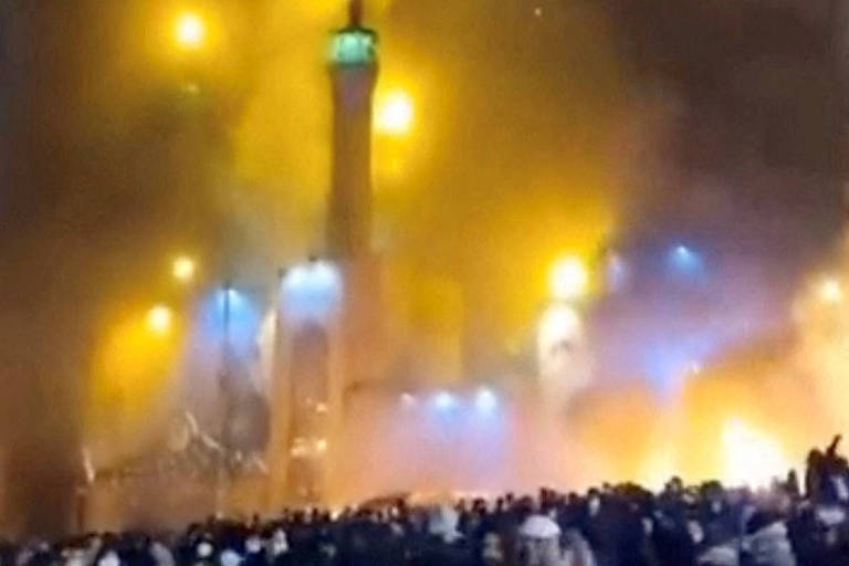 Protestos no Irã continuam e já somam ao menos 65 mortos, diz ONG